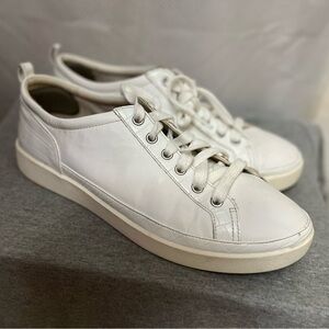 Vionic Men's White leather Sneakers 11